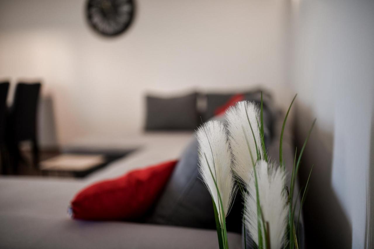 Holiday Home Skevini Dvori สตารีกราด-ปาเคลนีซา ภายนอก รูปภาพ