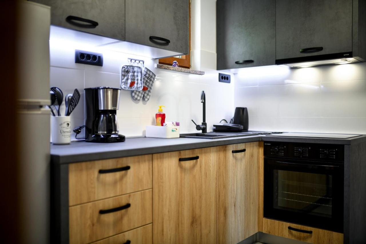 Holiday Home Skevini Dvori สตารีกราด-ปาเคลนีซา ภายนอก รูปภาพ